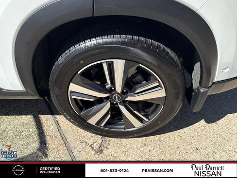 Certified 2024 Nissan Rogue SL w/ SL Premium Package FWD image 32