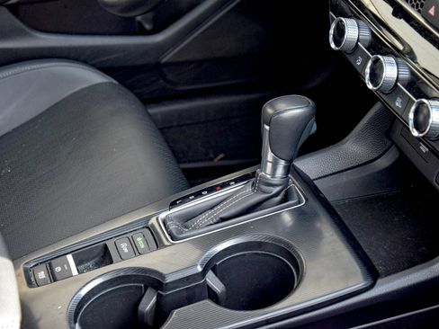 Certified 2024 Honda Civic EX-L image 20