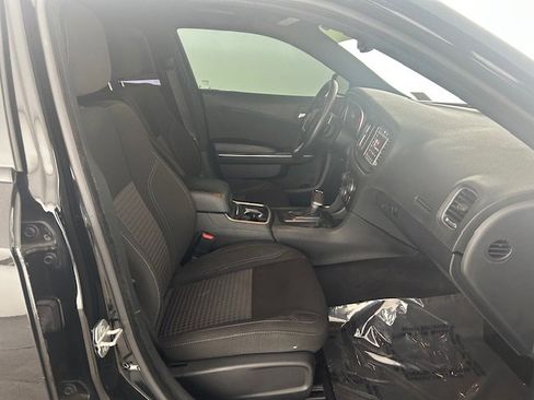 Used 2018 Dodge Charger GT AWD/4WD image 13