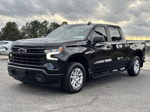 Used 2024 Chevrolet Silverado 1500 RST w/ Protection Package image 5