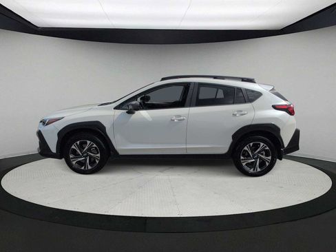Used 2024 Subaru Crosstrek 2.0i Premium AWD/4WD image 5