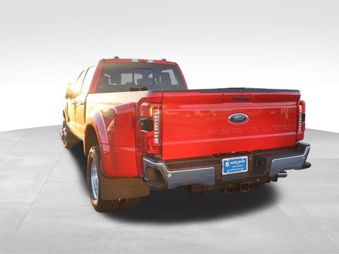 Used 2023 Ford F350 Lariat w/ Lariat Ultimate Package AWD/4WD image 21