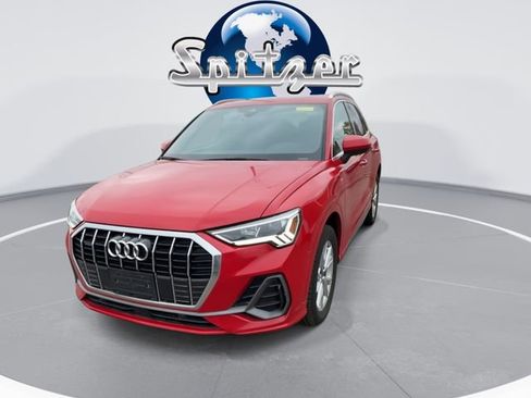 Used 2024 Audi Q3 2.0T Premium image 3