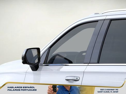 New 2026 Chevrolet Suburban Premier RWD image 22