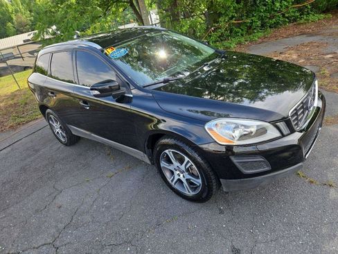 Used 2013 Volvo XC60 T6 AWD/4WD image 4