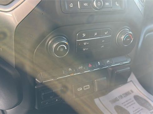 Certified 2021 Chevrolet Silverado 1500 Custom image 23