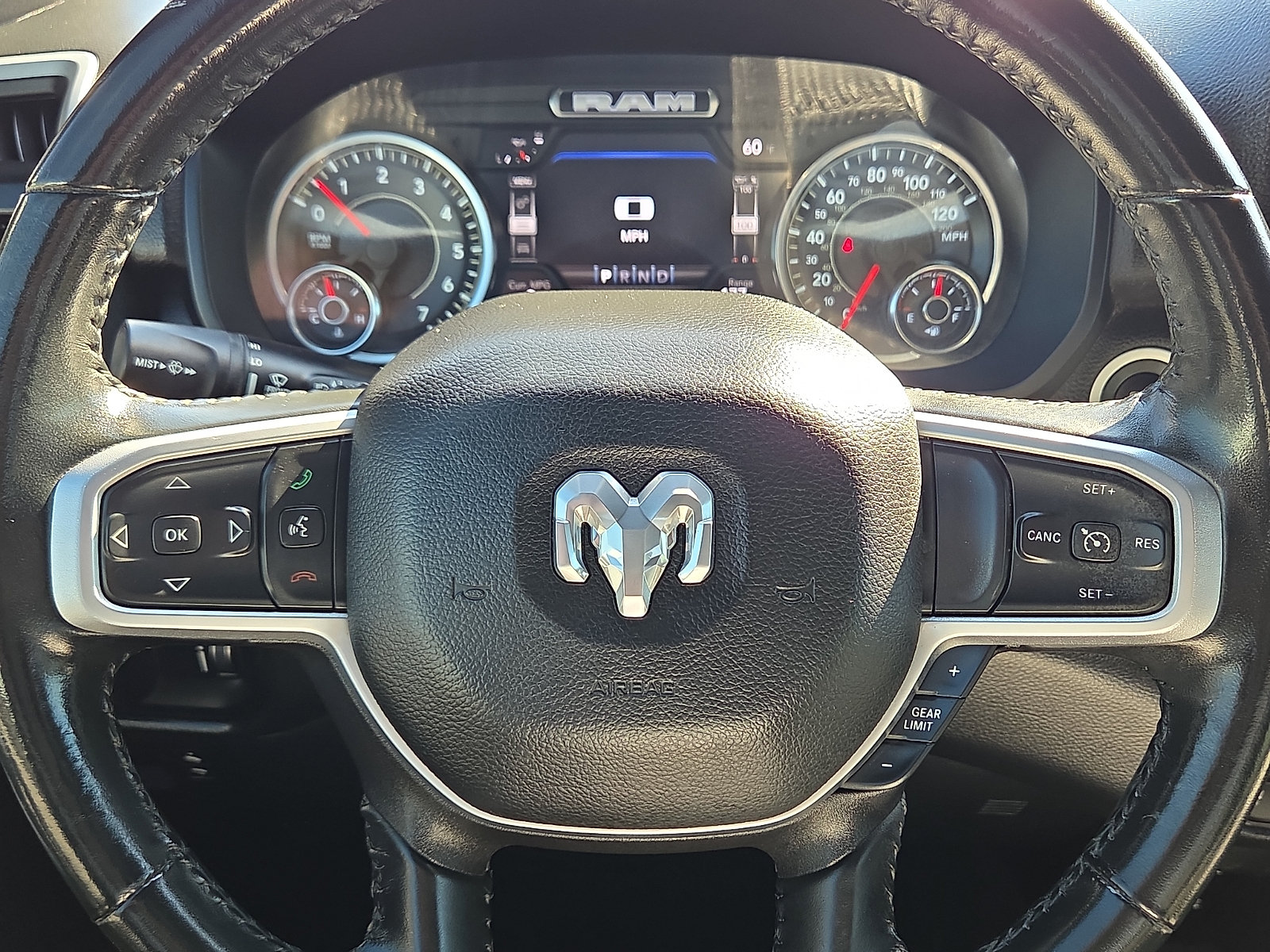 Used 2022 RAM 1500 Big Horn AWD/4WD image 24