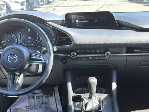 Used 2022 MAZDA MAZDA3 Sedan FWD image 24