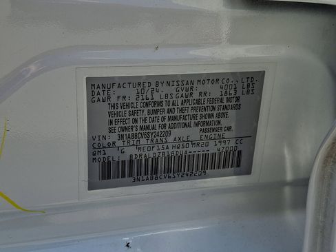 Certified 2025 Nissan Sentra SV FWD image 27