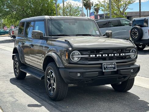 New 2026 Ford Bronco Outer Banks AWD/4WD image 10