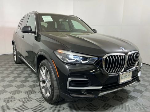 Used 2023 BMW X5 xDrive40i w/ Premium Package image 4