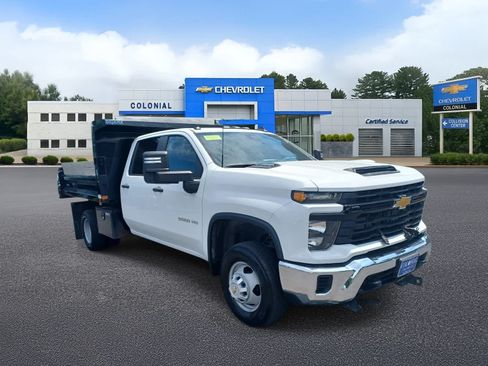 Used 2024 Chevrolet Silverado 3500 W/T w/ WT Convenience Package AWD/4WD image 3