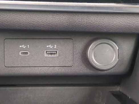 Used 2023 Nissan Rogue SV AWD/4WD image 28
