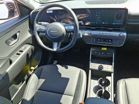 New 2026 Hyundai Kona SEL Premium image 9