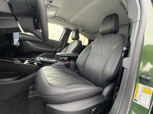 New 2025 Ford Mustang Mach-E Select image 23