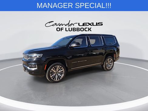Used 2022 Jeep Grand Wagoneer Series III AWD/4WD image 5