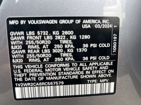 Used 2024 Volkswagen Atlas SE image 28