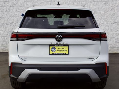 New 2026 Volkswagen Tiguan SE AWD/4WD image 7