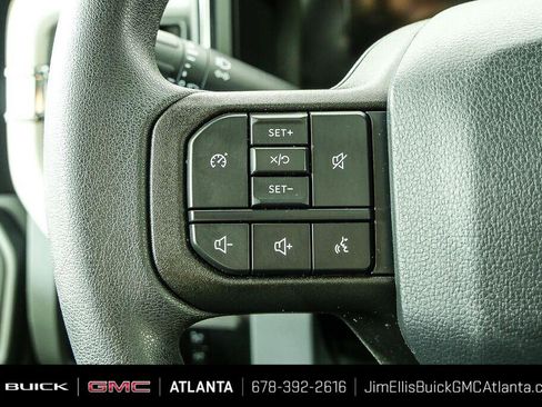 Used 2024 Ford F250 XLT w/ XLT Premium Package AWD/4WD image 11