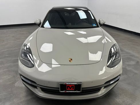 Used 2018 Porsche Panamera 4S image 19
