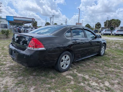 Used 2011 Chevrolet Impala LT FWD image 4