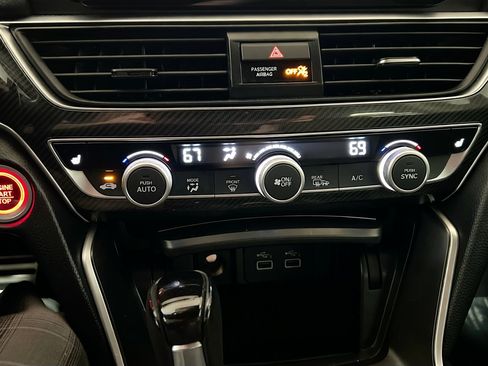 Used 2021 Honda Accord Sport Special Edition image 11
