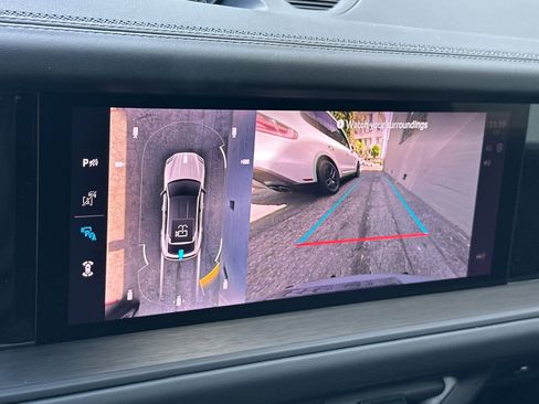 New 2026 Porsche Cayenne GTS image 23