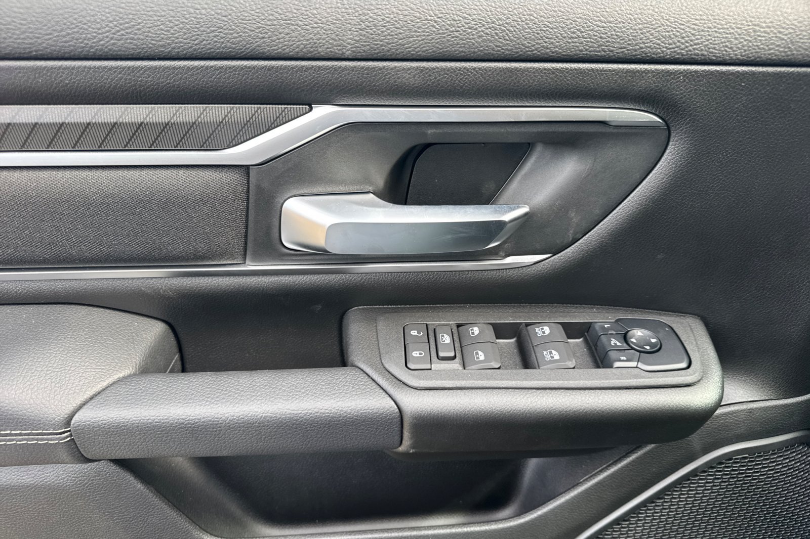 New 2027 RAM 1500 Big Horn w/ Night Edition AWD/4WD image 10