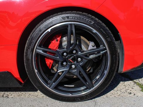 Used 2020 Chevrolet Corvette Stingray Premium Cpe w/ 3LT Preferred Equipment Group image 14