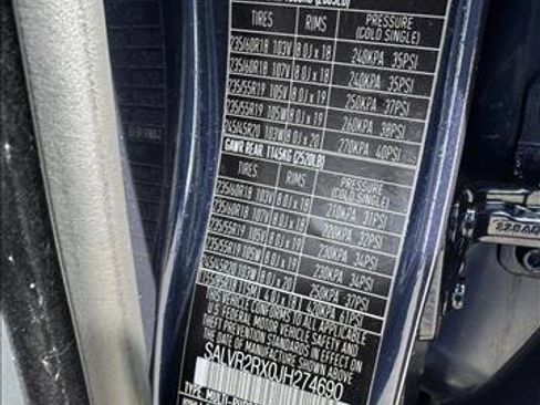 Used 2018 Land Rover Range Rover Evoque HSE image 23