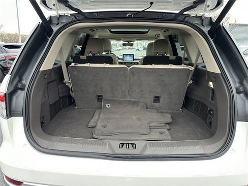 Certified 2023 Lincoln Aviator AWD w/ Premium Package image 44