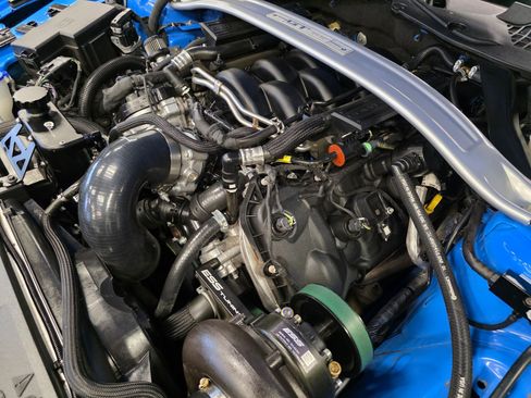 Used 2022 Ford Mustang GT Premium w/ Equipment Group 401A RWD image 40