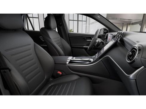 New 2026 Mercedes-Benz GLC 43 AMG 4MATIC image 4