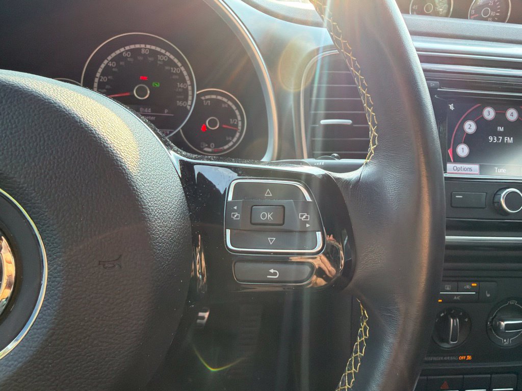 Used 2014 Volkswagen Beetle GSR FWD image 13
