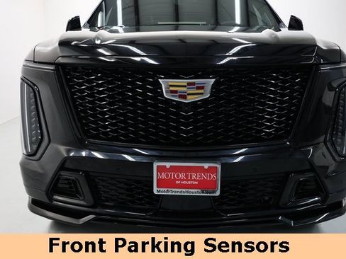 Used 2025 Cadillac Escalade V image 35