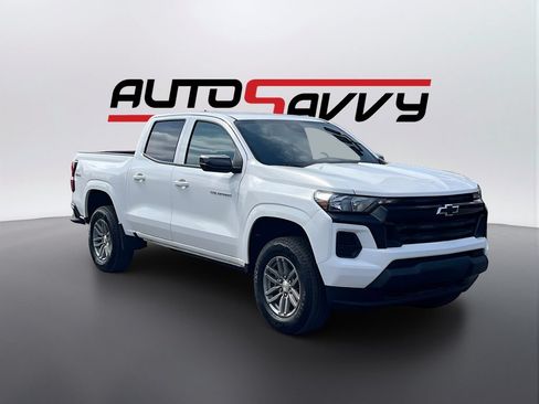 Used 2026 Chevrolet Colorado LT w/ Advanced Trailering Package AWD/4WD image 1