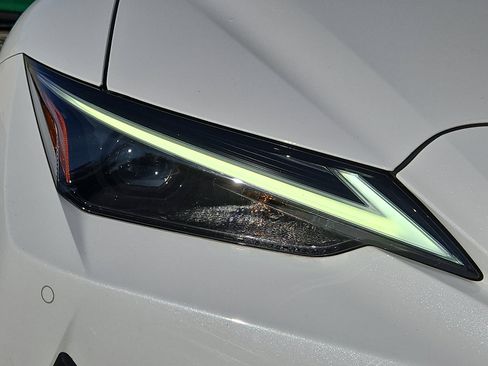 Certified 2023 Lexus IS 350 F Sport image 10