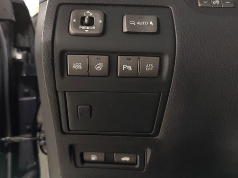 Used 2012 Lexus LS 460 AWD image 28