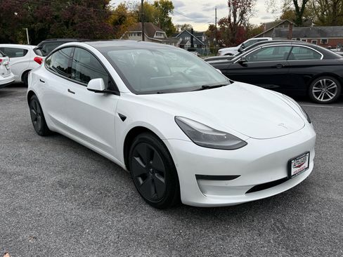 Used 2021 Tesla Model 3 Standard Range Plus image 21