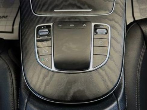 Used 2022 Mercedes-Benz E 350 Sedan w/ AMG Line Exterior image 16