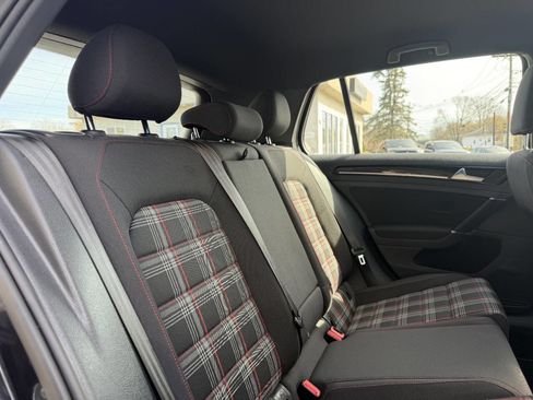 Used 2016 Volkswagen GTI S image 25