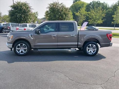 Used 2022 Ford F150 XLT w/ Equipment Group 302A High RWD image 7