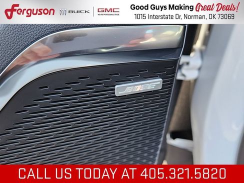 New 2026 GMC Acadia Elevation w/ Black Edition FWD image 15