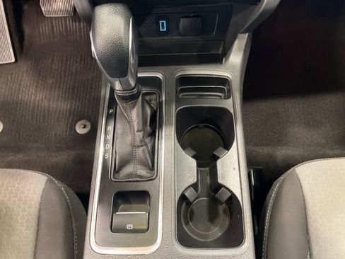 Used 2018 Ford Escape SE w/ SE Sync 3 Package image 16