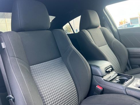Used 2023 Dodge Charger SXT w/ Blacktop Package image 31