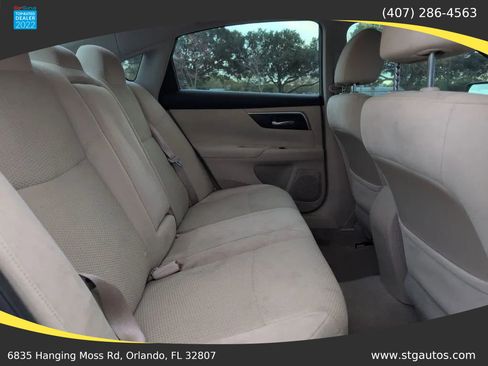 Used 2014 Nissan Altima 2.5 SV image 21