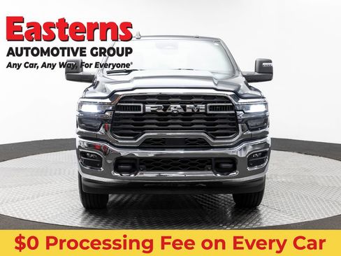 Used 2026 RAM 2500 Big Horn AWD/4WD image 2