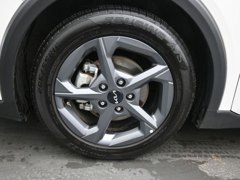 Used 2025 Kia K4 FWD image 11