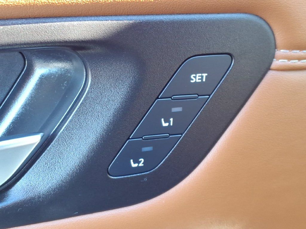 Certified 2023 Nissan Pathfinder Platinum AWD/4WD image 21