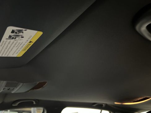 Used 2014 Volkswagen GTI Wolfsburg Edition image 20